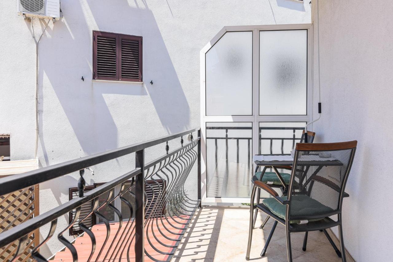 Apartmani Suki Τρογκίρ Εξωτερικό φωτογραφία
