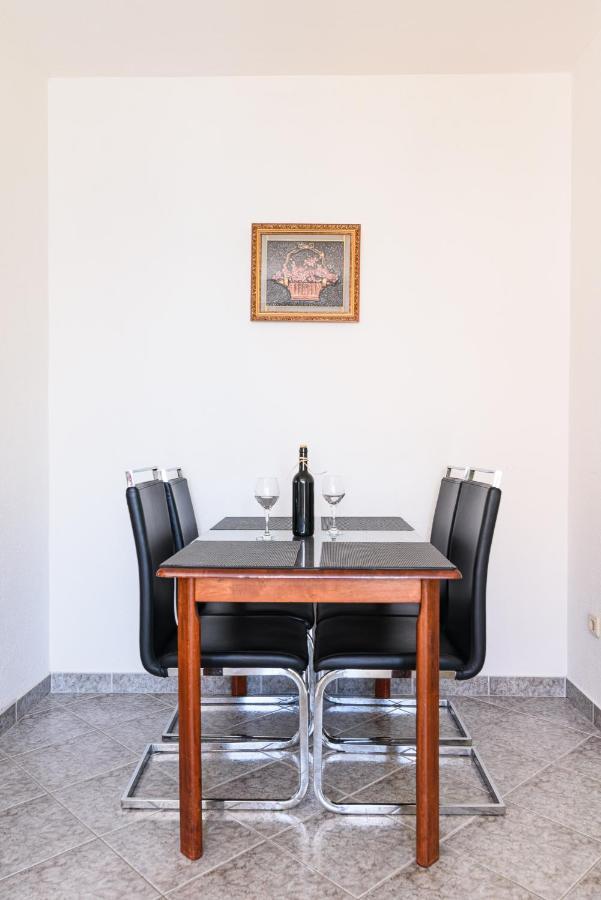 Apartmani Suki Τρογκίρ Εξωτερικό φωτογραφία