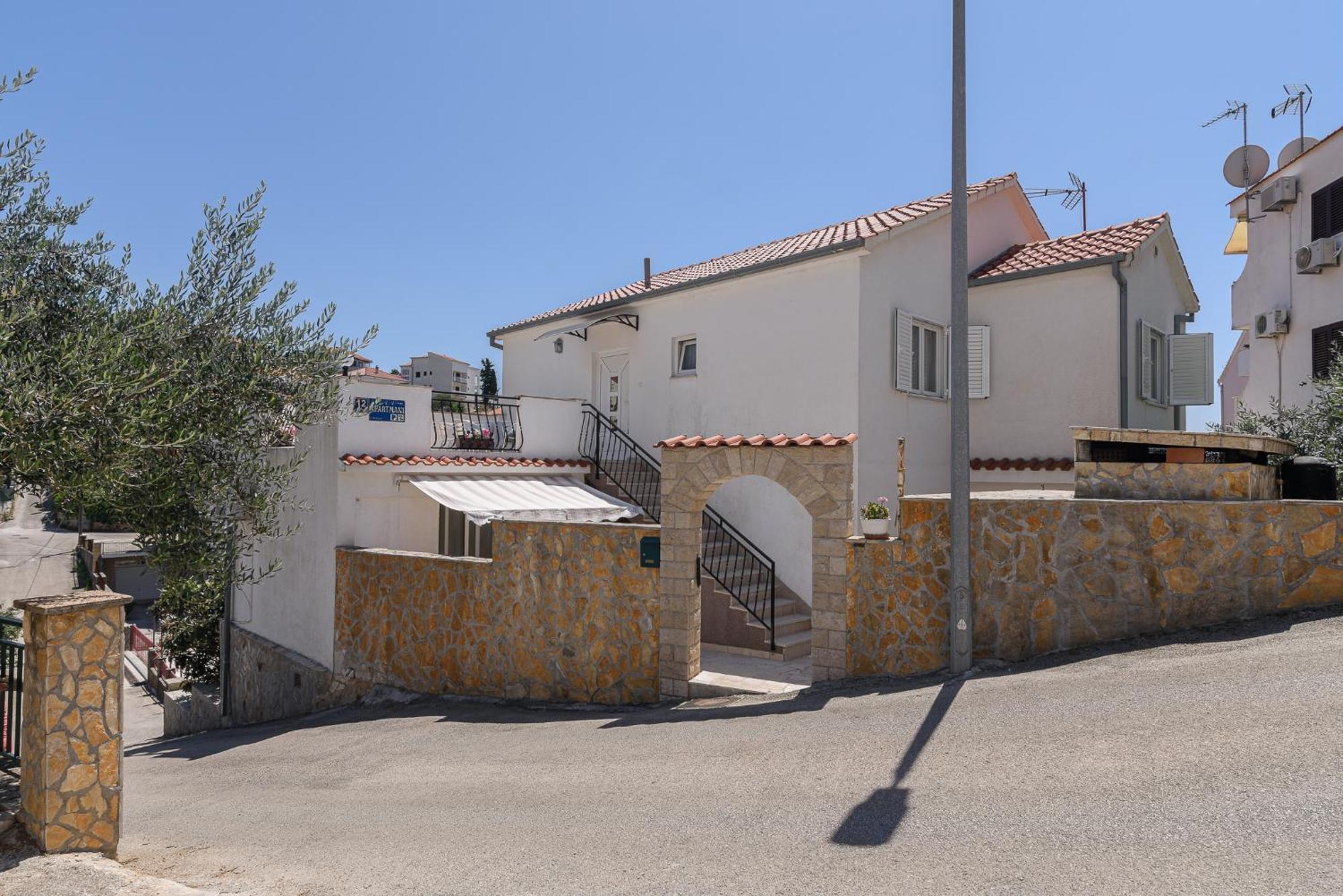 Apartmani Suki Τρογκίρ Εξωτερικό φωτογραφία