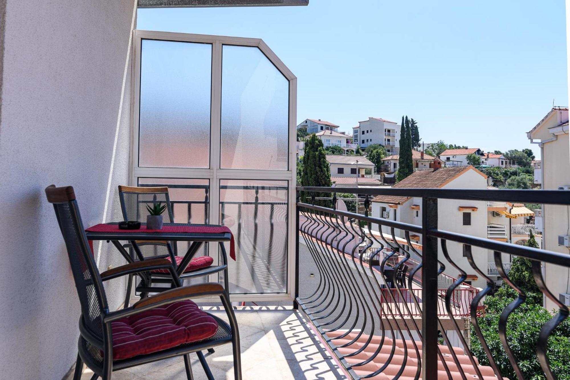 Apartmani Suki Τρογκίρ Εξωτερικό φωτογραφία