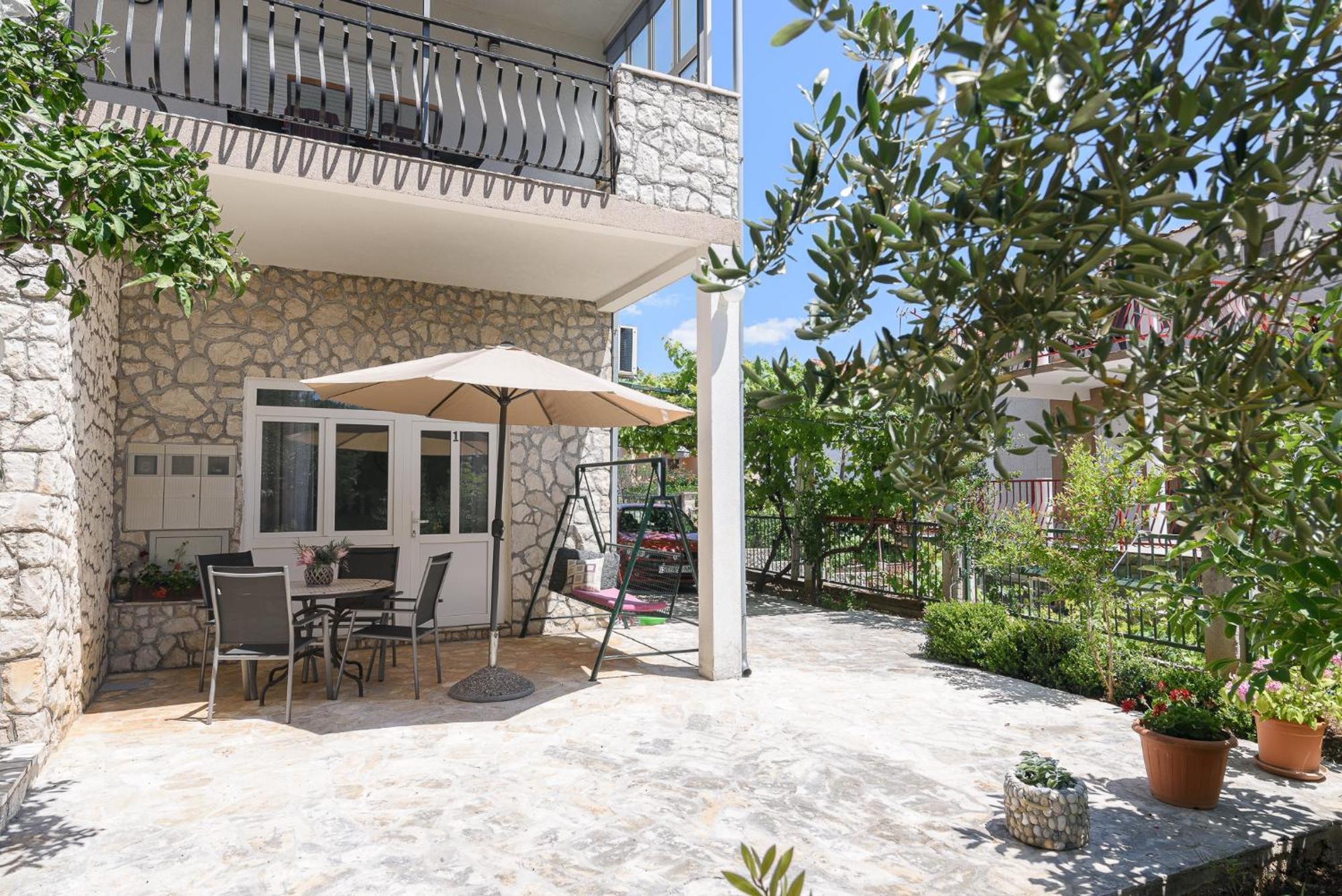 Apartmani Suki Τρογκίρ Εξωτερικό φωτογραφία
